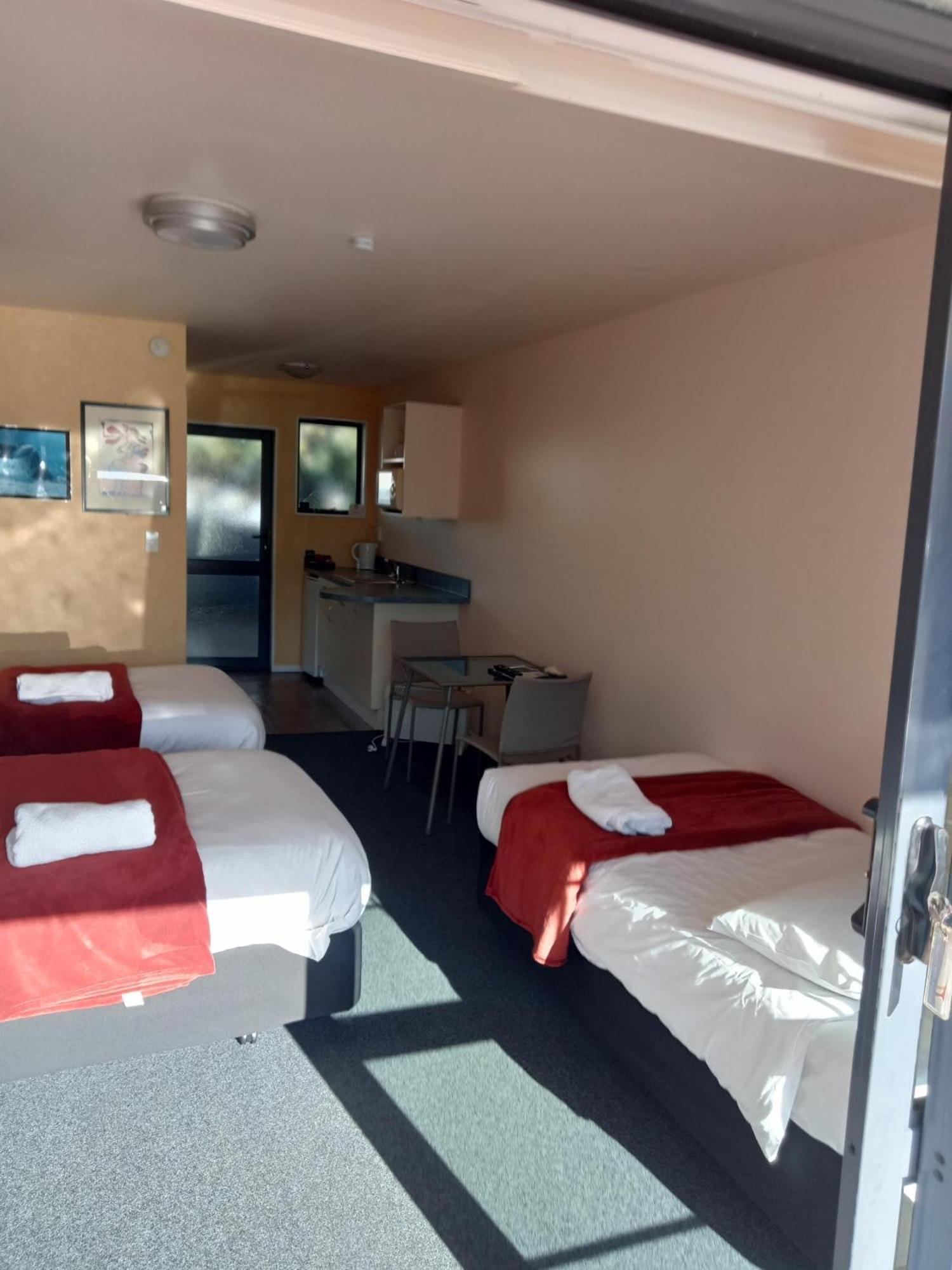 Mediterranean Motel Kaikoura Exterior photo